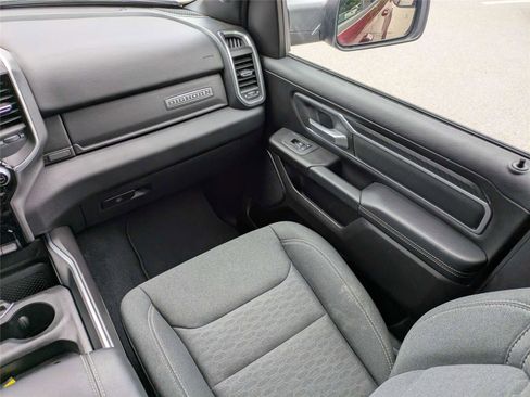 Certified 2025 RAM 1500 Big Horn AWD/4WD image 19