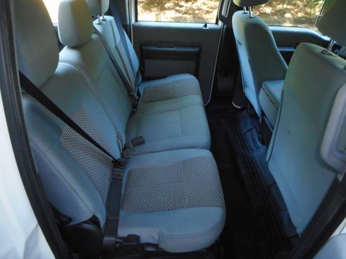 Used 2012 Ford F250 XL w/ PWR Equipment Group AWD/4WD image 25
