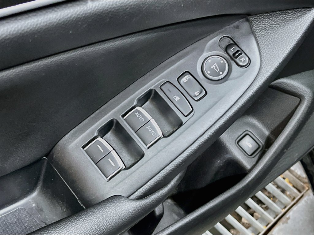 Used 2020 Honda Accord Sport image 17