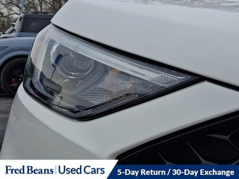 Certified 2022 Ford Edge ST-Line image 10