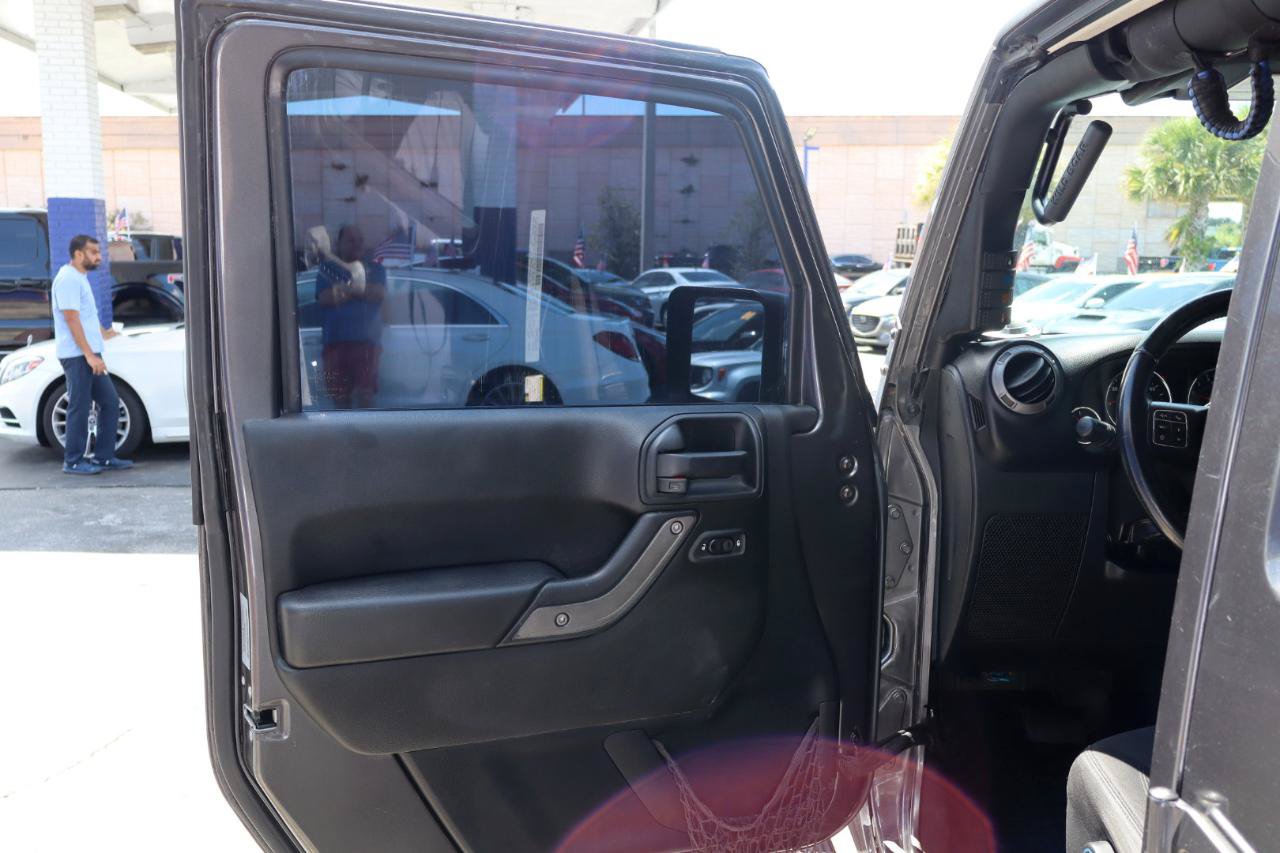 Used 2017 Jeep Wrangler Unlimited Sport w/ Quick Order Package 24S AWD/4WD image 12