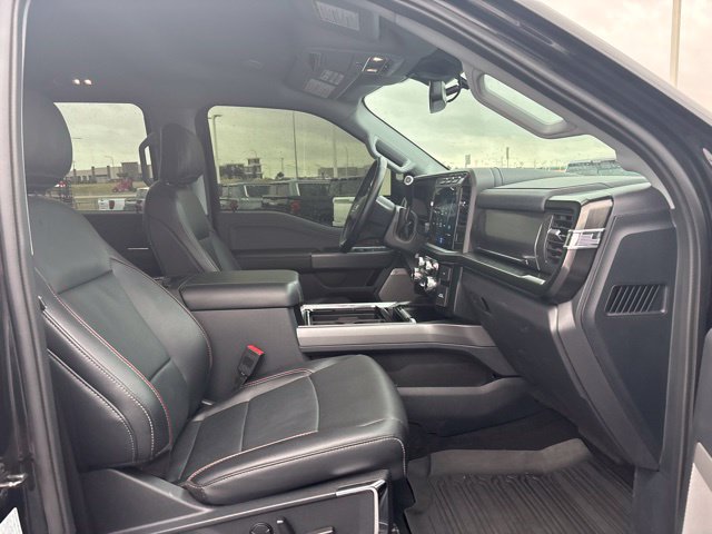 Used 2023 Ford F250 Lariat w/ Lariat Ultimate Package AWD/4WD image 13