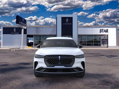 New 2026 Lincoln Nautilus Premier AWD/4WD image 6