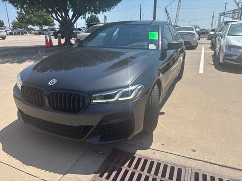 Used 2023 BMW M550i xDrive w/ Executive Package AWD/4WD image 6