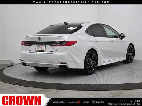 Used 2025 Toyota Camry XSE image 7