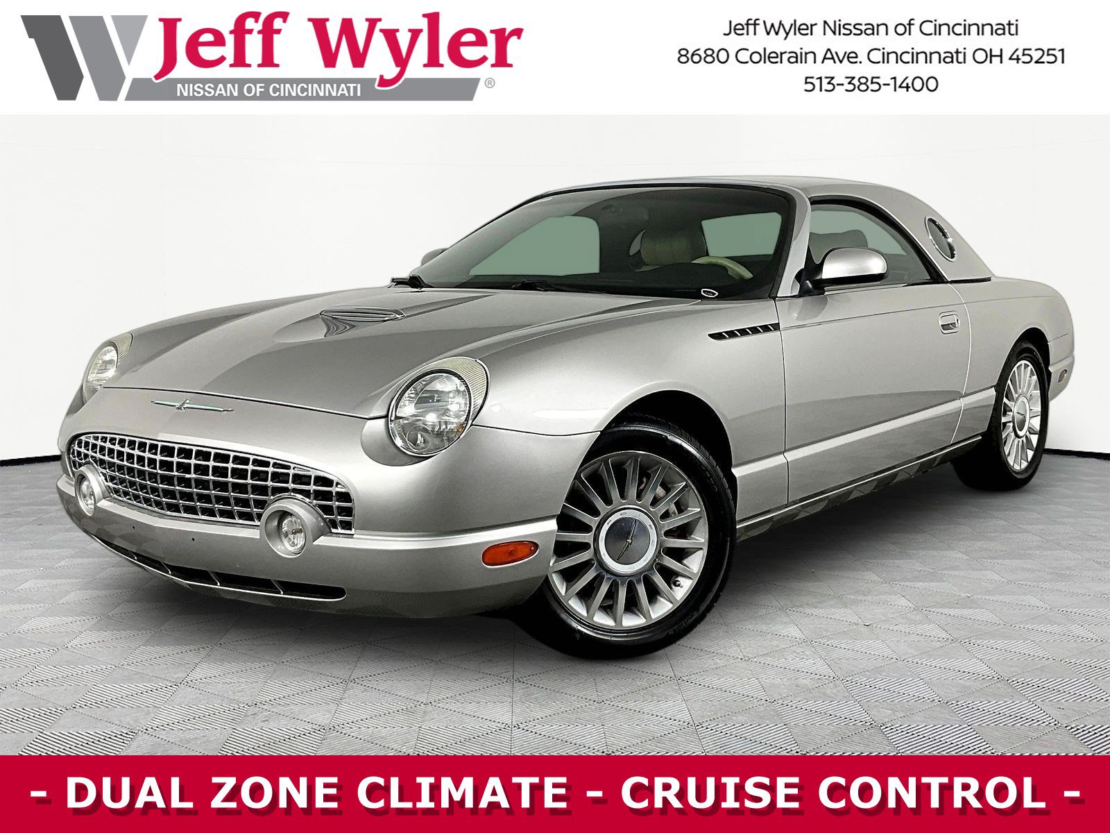 Used 2004 Ford Thunderbird RWD image 1