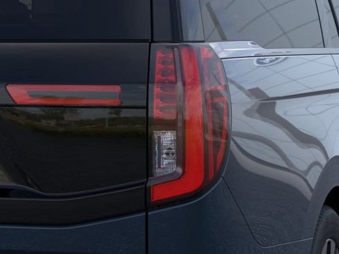 New 2026 Ford Expedition Max Platinum AWD/4WD image 21