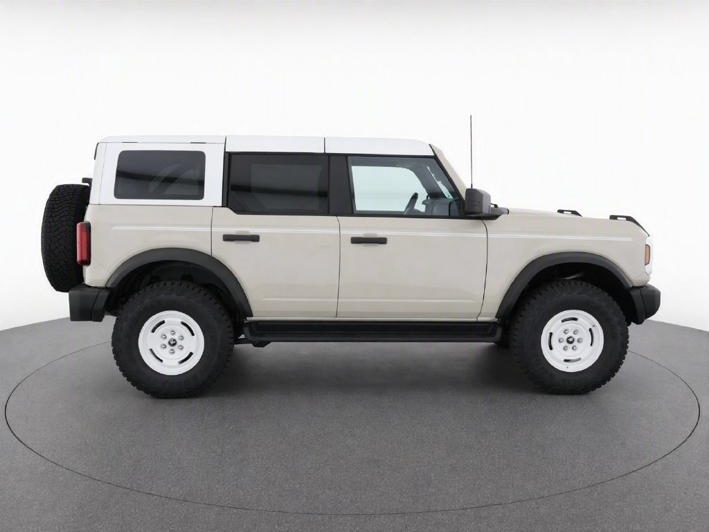 New 2026 Ford Bronco Heritage Edition AWD/4WD image 8
