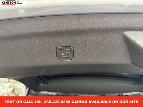 Used 2025 GMC Yukon Denali image 41