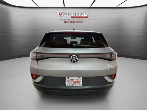 Used 2023 Volkswagen ID.4 S image 5