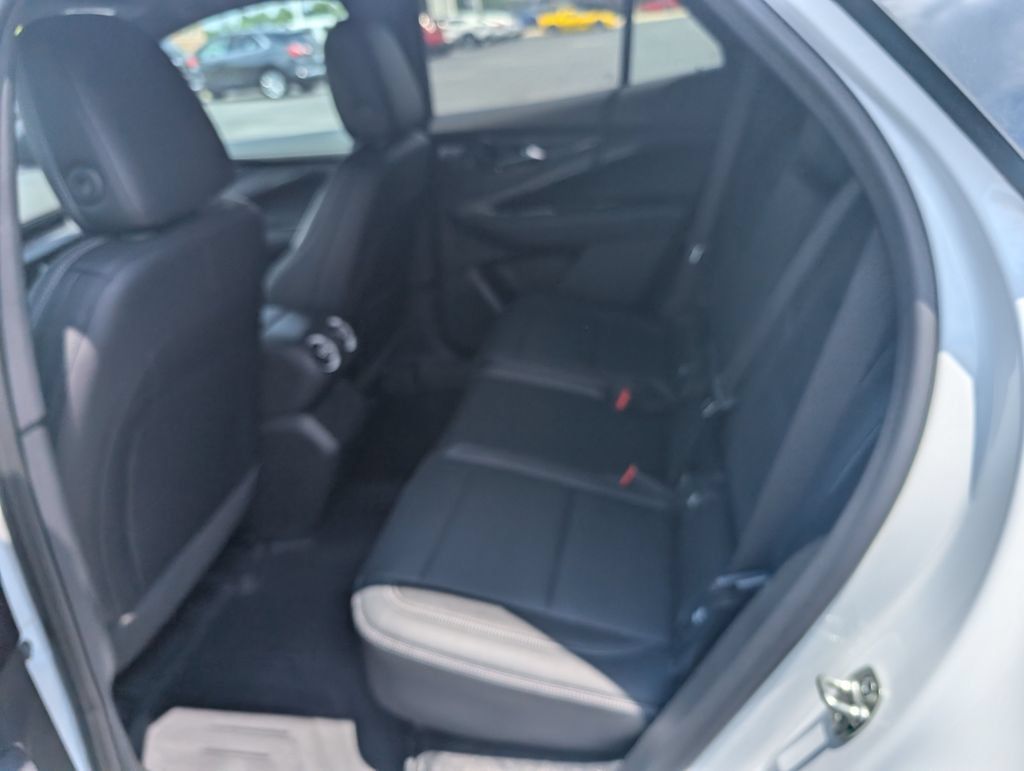 New 2025 Chevrolet Blazer EV LT AWD/4WD image 9