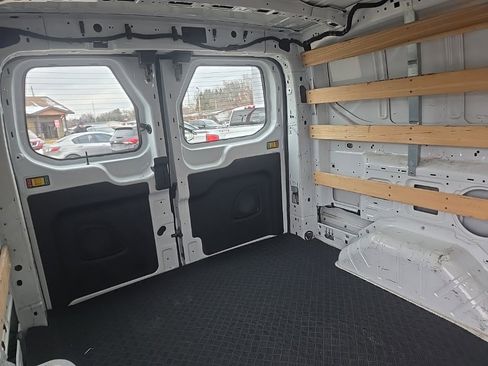 Used 2023 Ford Transit 250 Low Roof AWD w/ Exterior Upgrade Package image 25