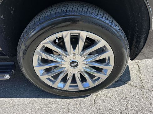 Certified 2024 Cadillac Escalade Premium Luxury w/ Performance Package image 38