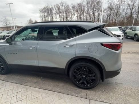 Certified 2024 Chevrolet Blazer LT w/ Convenience Package image 5