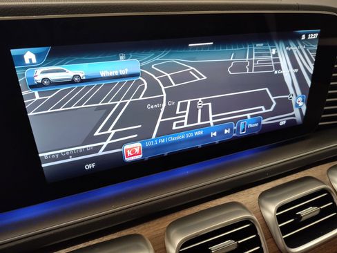 New 2026 Mercedes-Benz GLS 450 4MATIC image 23