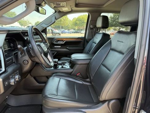 Used 2023 GMC Sierra 1500 Denali AWD/4WD image 26