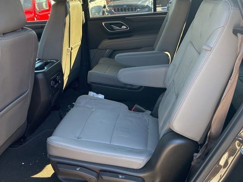 Used 2021 Chevrolet Tahoe Z71 w/ Z71 Signature Package image 13