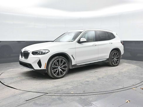 Used 2022 BMW X3 xDrive30i w/ Premium Package 2 (ZPA) image 7