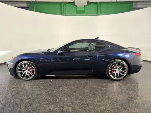 Used 2024 Maserati GranTurismo Trofeo image 6