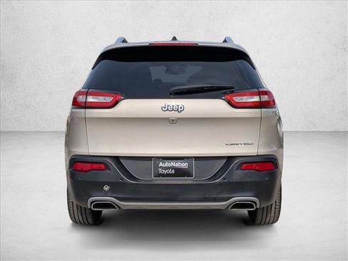 Used 2015 Jeep Cherokee Limited w/ Luxury Group image 7