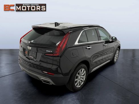 Used 2019 Cadillac XT4 Premium Luxury image 6