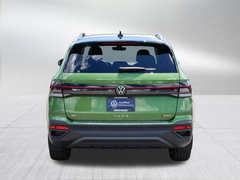 Certified 2025 Volkswagen Taos SE AWD/4WD image 4