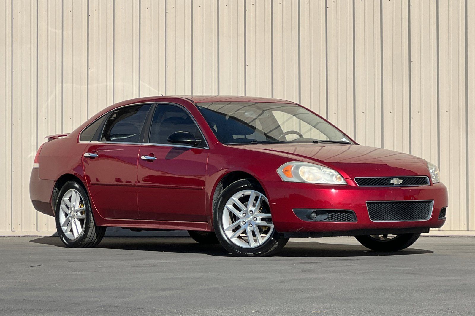 Used 2014 Chevrolet Impala LTZ FWD image 2