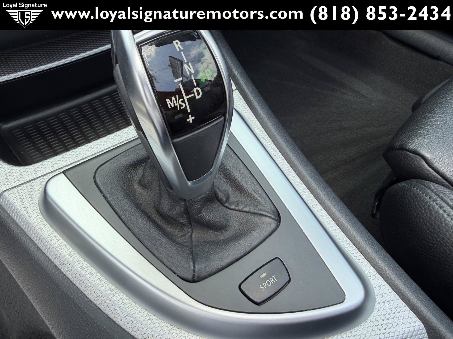 Used 2012 BMW 135i Convertible RWD image 18