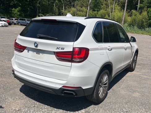 Used 2015 BMW X5 xDrive50i AWD/4WD image 3