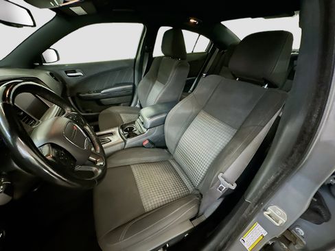 Used 2023 Dodge Charger SXT w/ Blacktop Package image 13