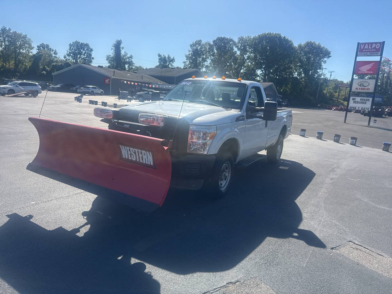 Used 2012 Ford F250 XL w/ Snow Plow Prep Pkg AWD/4WD image 3