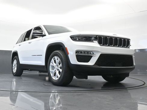 Used 2023 Jeep Grand Cherokee Limited image 67