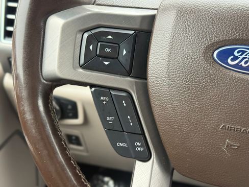 Used 2020 Ford F150 Limited image 24