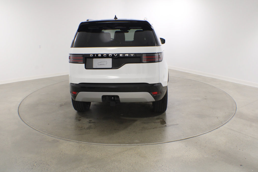 New 2026 Land Rover Discovery Limited Edition AWD/4WD image 5