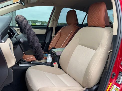 Used 2015 Toyota Corolla LE image 6