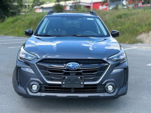 Used 2023 Subaru Outback Onyx Edition AWD/4WD image 9