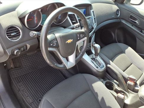 Used 2013 Chevrolet Cruze LT image 11