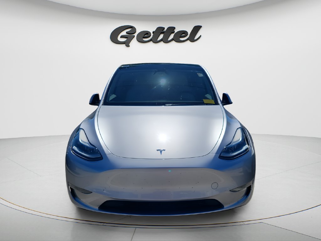 Used 2024 Tesla Model Y Performance AWD/4WD image 2