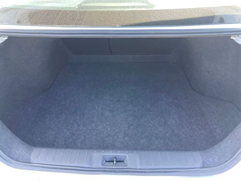 Used 2025 Nissan Sentra S image 31