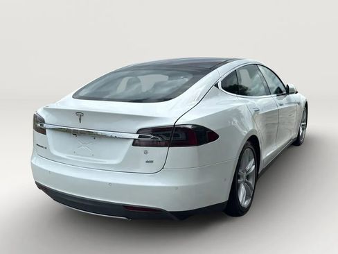 Used 2014 Tesla Model S 85 image 7