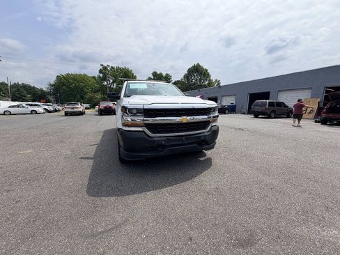 Used 2017 Chevrolet Silverado 1500 W/T w/ Trailering Package AWD/4WD image 8