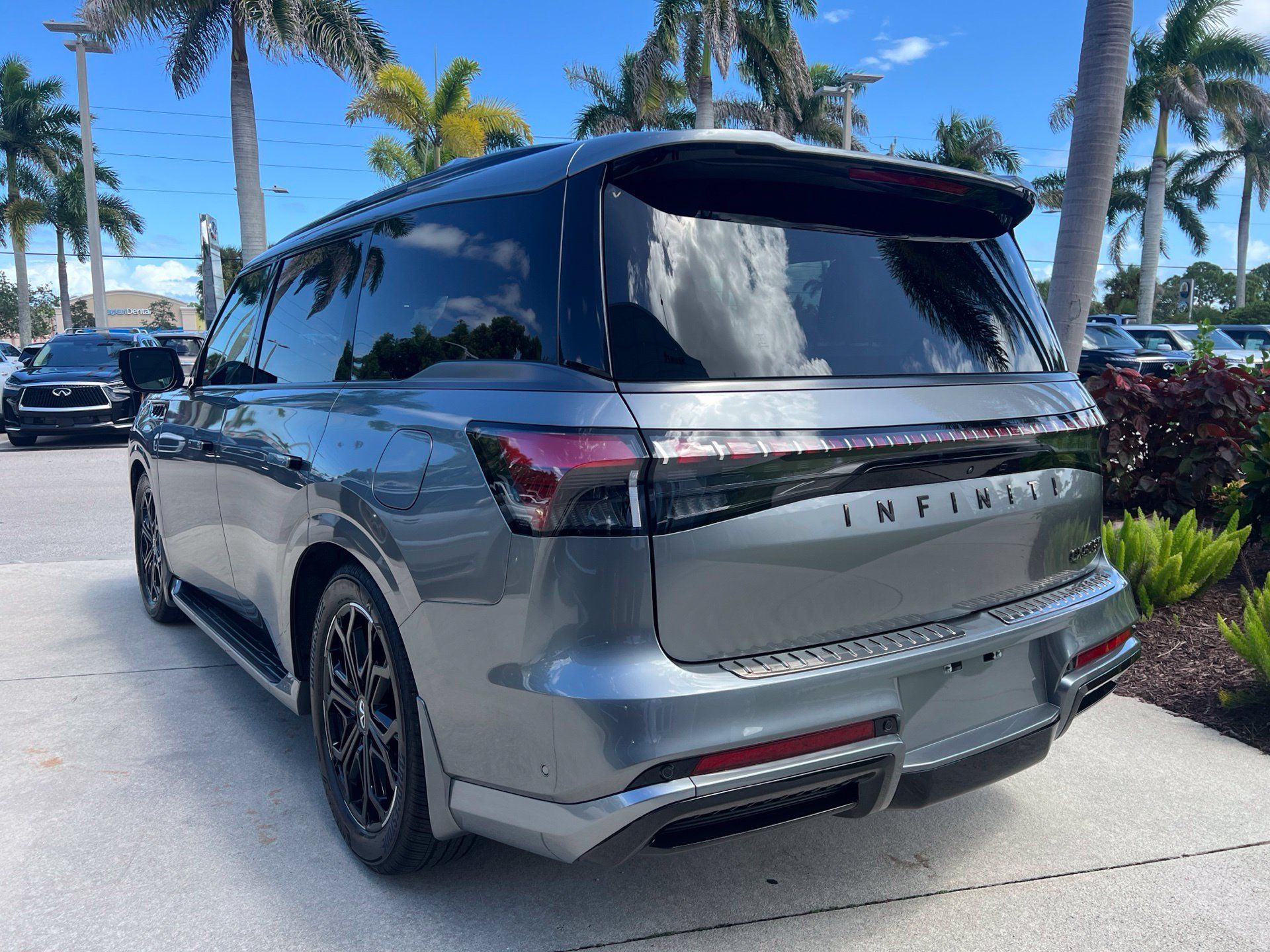 Certified 2026 INFINITI QX80 4WD w/ Sport Exterior Package image 7