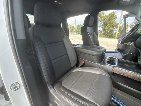 Certified 2020 GMC Sierra 3500 Denali w/ Technology Package AWD/4WD image 28