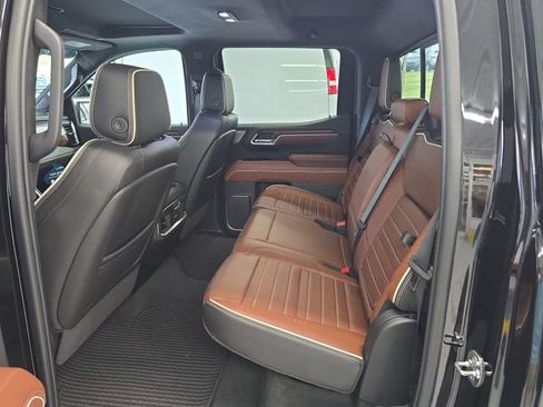 Certified 2025 GMC Sierra 1500 Denali Ultimate AWD/4WD image 10