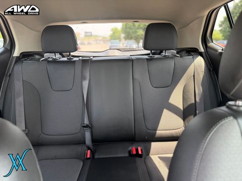 Used 2022 Buick Encore GX Preferred w/ Cold Weather Comfort Package AWD/4WD image 25