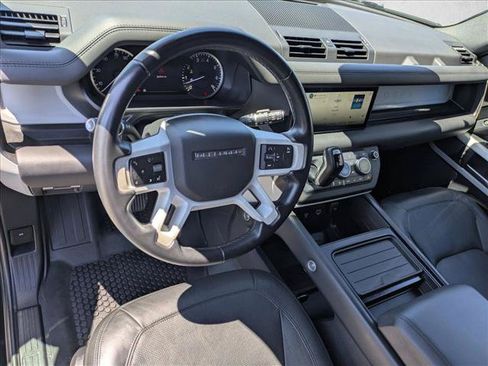 Certified 2023 Land Rover Defender 90 SE AWD/4WD image 10