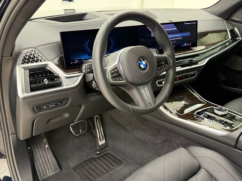 Certified 2025 BMW X5 xDrive40i w/ Executive Package AWD/4WD image 4