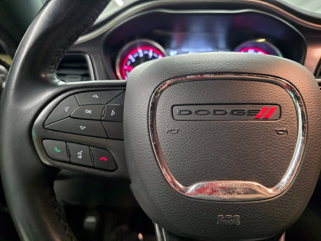 Used 2020 Dodge Challenger SXT RWD image 18