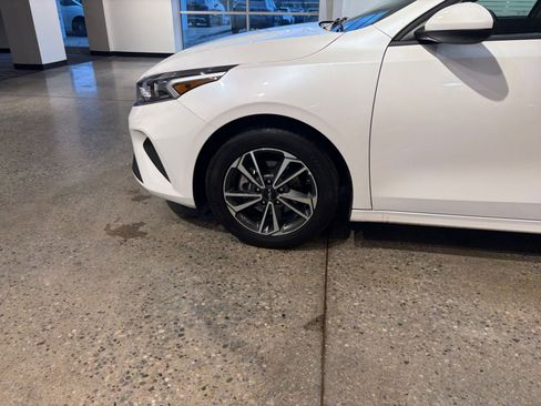 Used 2024 Kia Forte LXS image 28