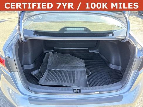Used 2024 Toyota Corolla SE image 12